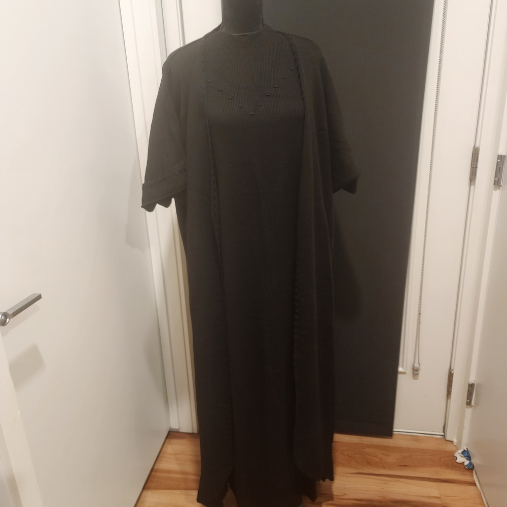 Elegant Black Maxi Dress